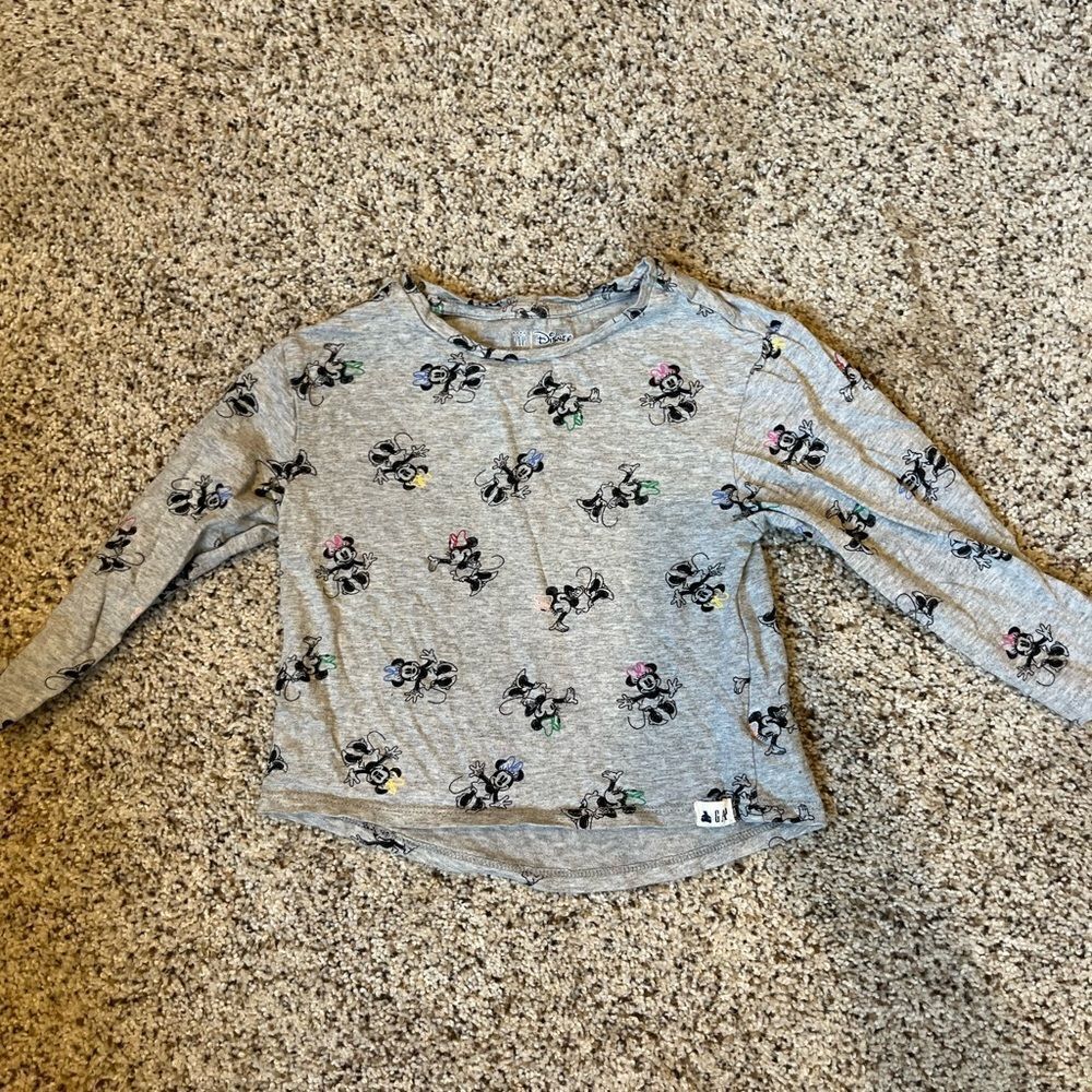Minnie Mouse gap t shirt